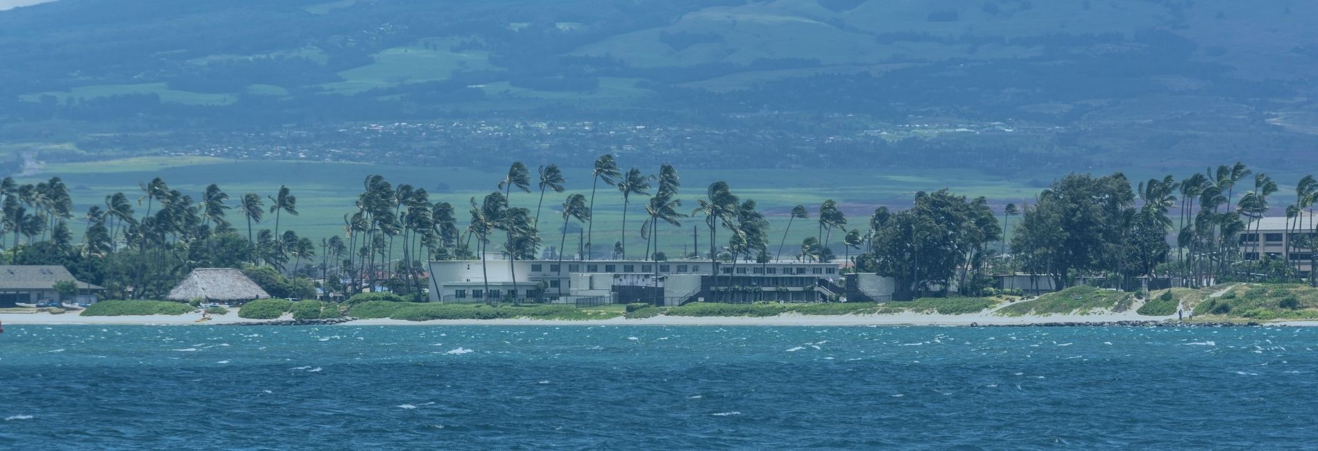 1 Hotels with Park Stay Fly Packages Near OGG Airport