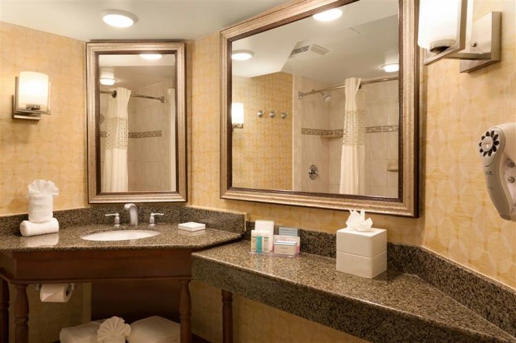 Hampton Inn & Suites Fort Lauderdale Airport , FL 33020 near Fort Lauderdale-hollywood International Airport View Point 16