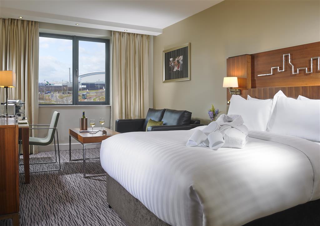 Radisson BLU Hotel Dublin Airport ,   near Dublin Airport View Point 52