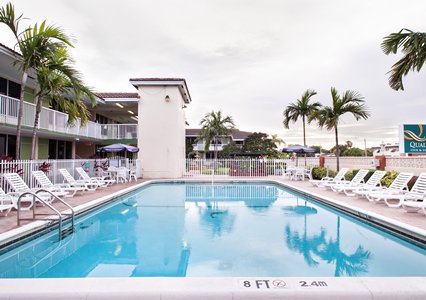 Quality Inn &amp; Suites Hollywood Blvd , FL 33021 near Fort Lauderdale-hollywood International Airport View Point 6