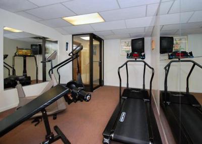 Quality Inn Pittsburgh Airport , PA 15071 near Pittsburgh International Airport View Point 6