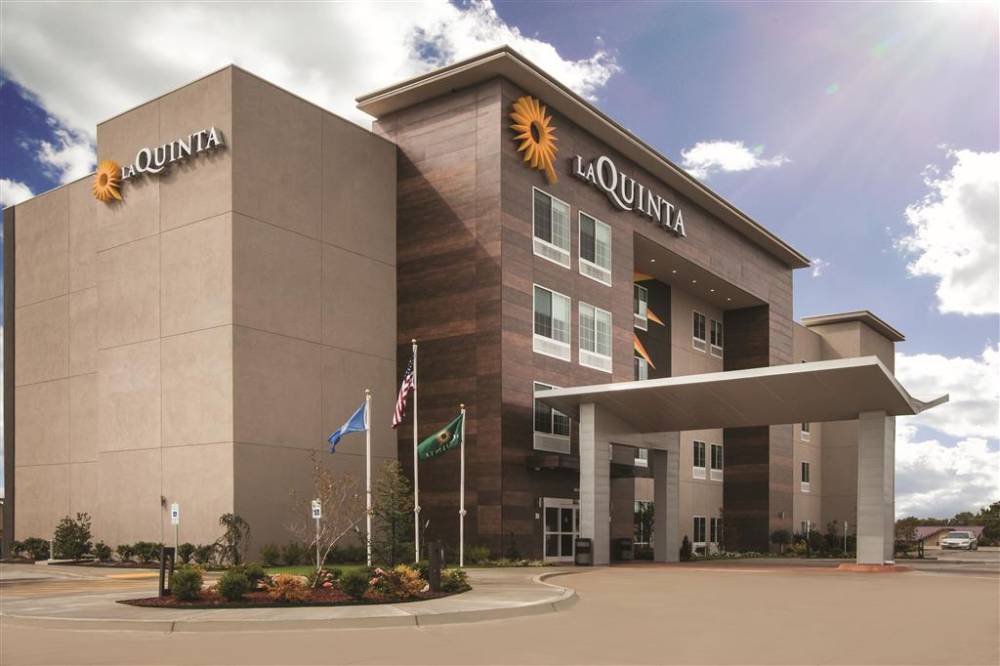 La Quinta Inn Suites Mobile