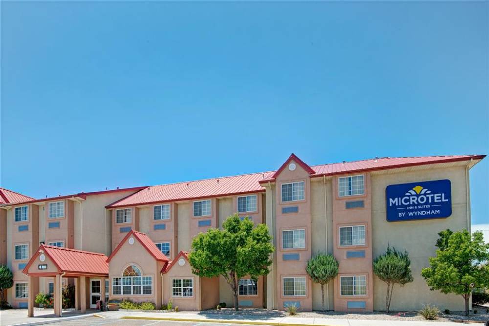 Microtel Albuquerque West